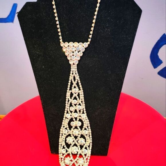 Elegant Silver Tie Diamond Studded Necklace - Picture 6 of 6